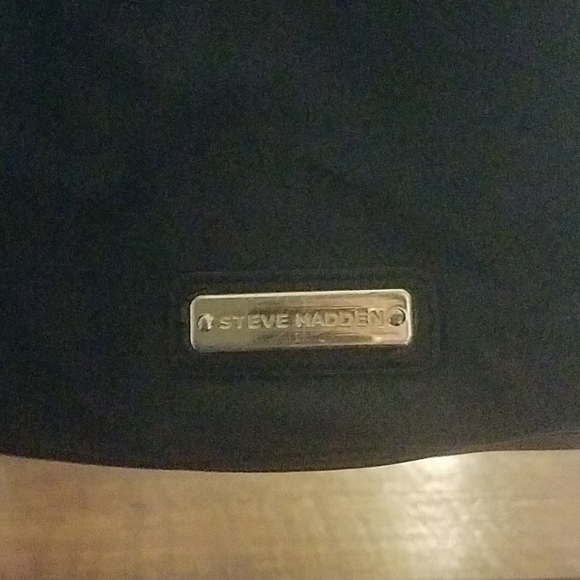 Steve Madden leather purse - Picture 2 of 3